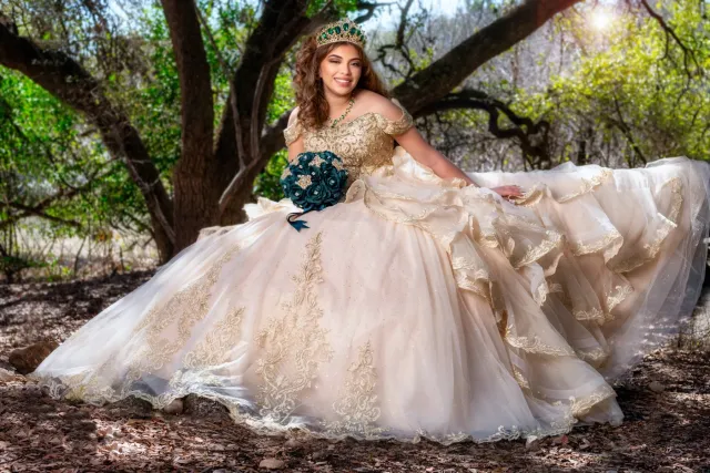 MNG quinceanera Photography by Mike and Noemi