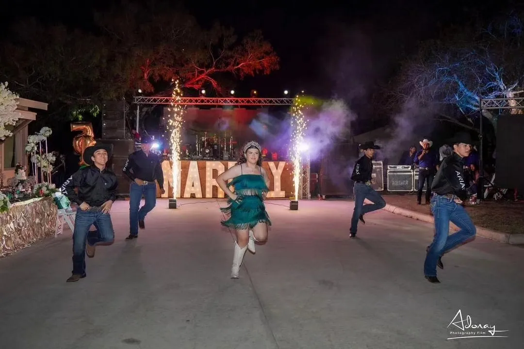 la joya xv choreography